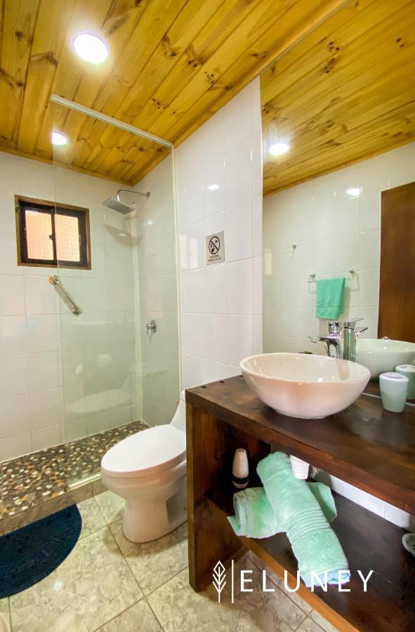 Eluney Aparthotel *